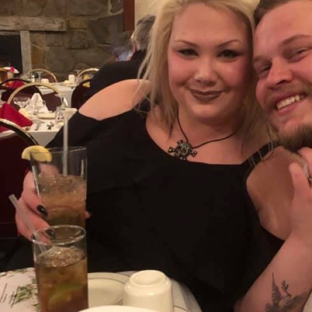 Meet your Posher, Dina